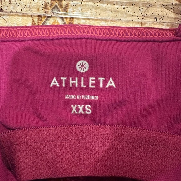 Athleta Women's Bestie Tank Top - Picture 4 of 9